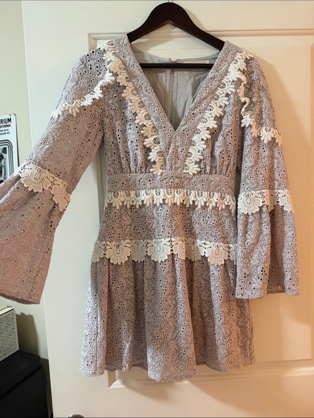 Stevie May Liberty Leading Dove Eyelet Lace Mini Dress Beige Cream XS